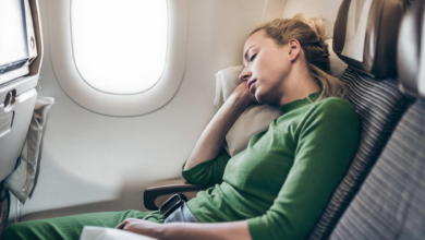 Jet lag, jet lag nədir, jet lag əlamətləri, saat qurşağı dəyişikliyi, bioloji saat, sirkadiyal ritm, jet lag necə keçir, jet lag neçə gün davam edir, yuxusuzluq, melatonin
